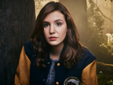 Sophie N&eacute;lisse em Yellowjackets