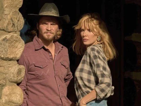 Luke Grimes e Kelly Reilly juntos em Yellowstone