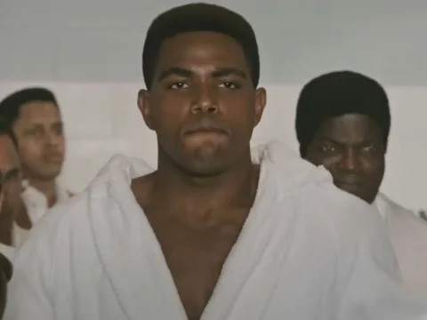 Jaalen Best como Muhammad Ali na s&eacute;rie The Greatest